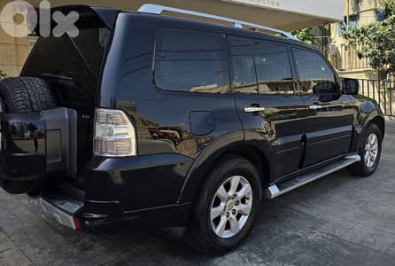 Mitsubishi Pajero 2010