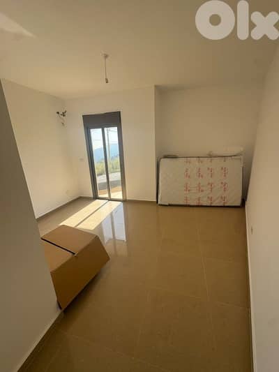 apartment For sale in broummana ouyoun   شقة للبيع في برمانا العيون
