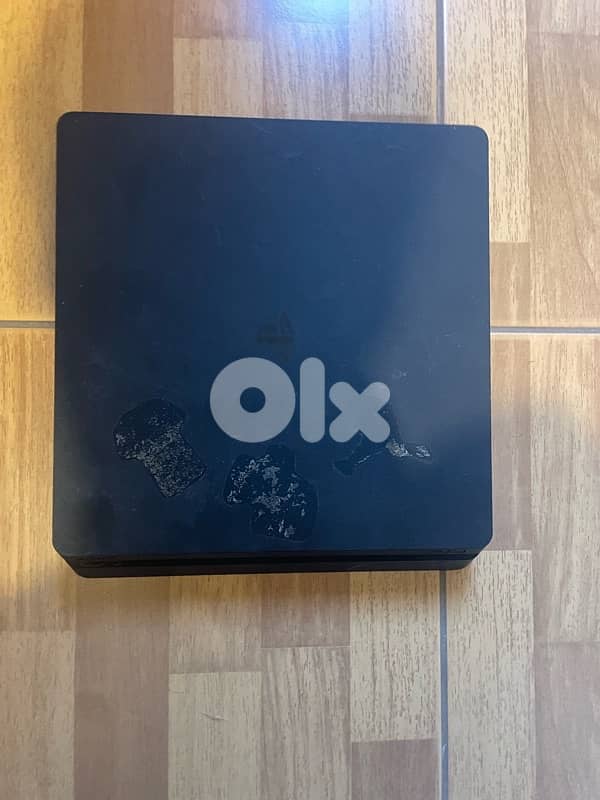 Ps4 slim 0
