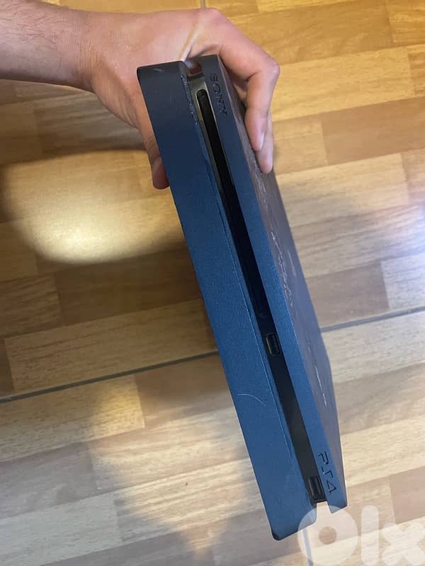 Ps4 slim 5