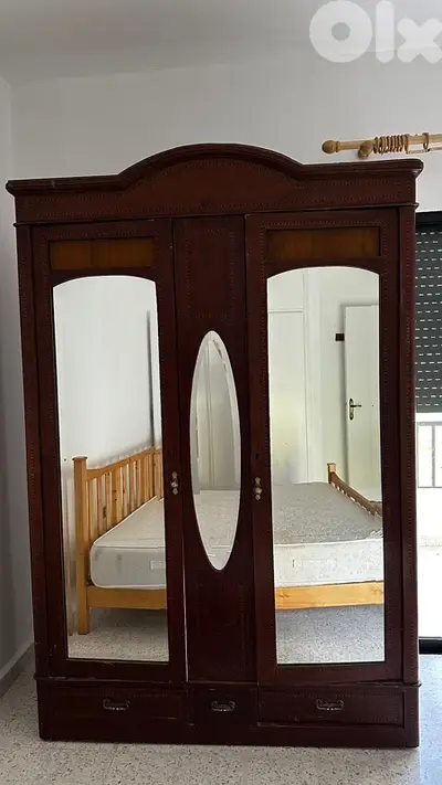 Antique Wooden Clothes Cabinet / Wardrobe with Mirrors – Vintage Style