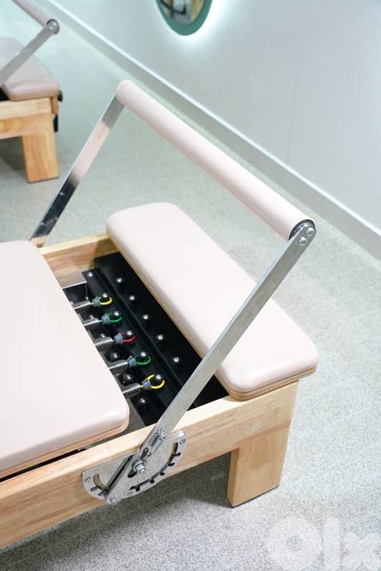 wooden pilates reformer machine 1
