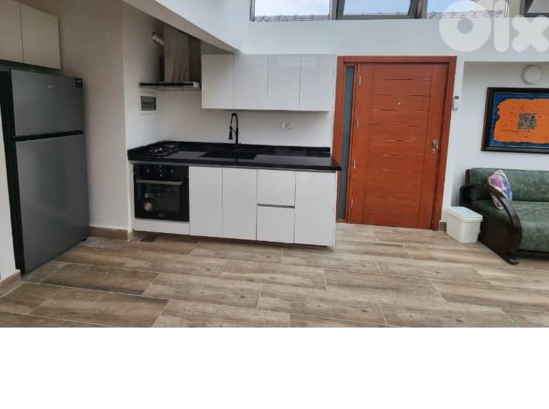 Sky roof chalet for rent in Satellity 2 , Faytroun 3
