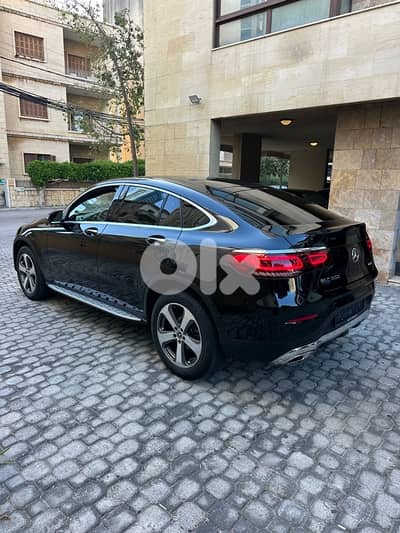 Mercedes GLC 300 coupe 4matic 2021 black (clean carfax-35000 miles)