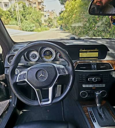 Mercedes-Benz C-Class 2012