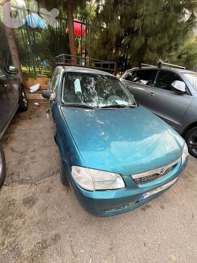 Mazda 121 1999
