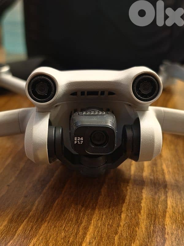 DJI mini 3pro very clean 1