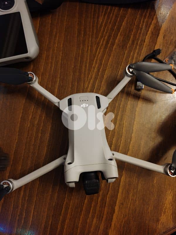 DJI mini 3pro very clean 3