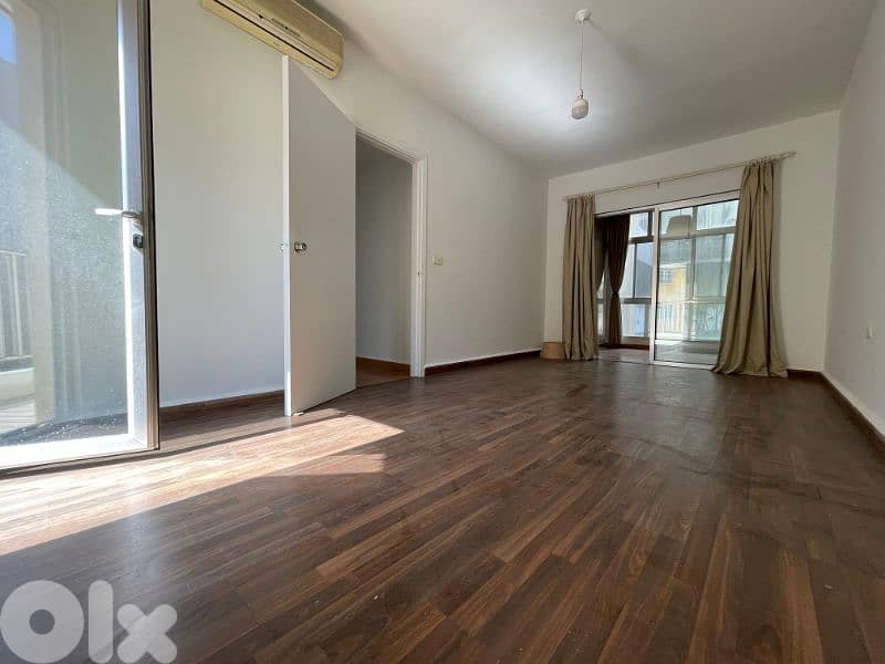 Apartment For Sale in Clemenceau (Hot Deal) 0