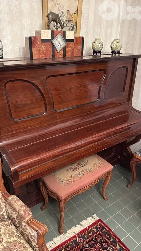Timeless European Craftsmanship – Antique Concert Piano 0