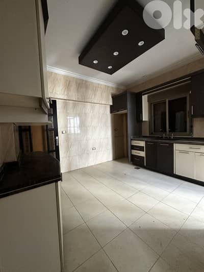 RWK136JG - Unfurnished apartment for rent in Adonis