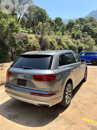 Audi Q7 2018