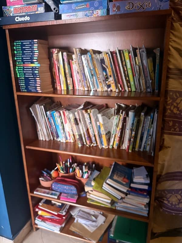 bookshelves 0