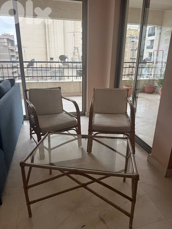 armchairs and table (rattan) 0