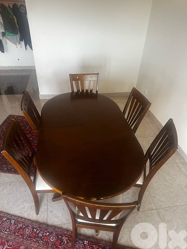 Dining table and chairs 0