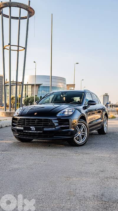 PORSCHE  MACAN  2020 CLEAN CARFAX HISTORY