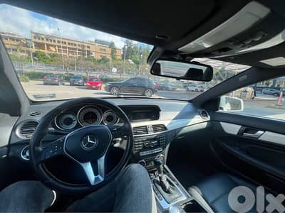 Mercedes-Benz C-250 2012