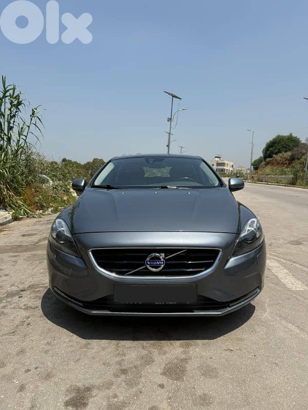 Volvo V40 2015 -03888736 0