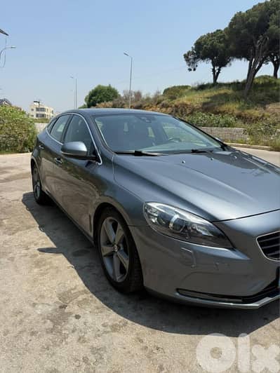 Volvo V40 2015 -03888736