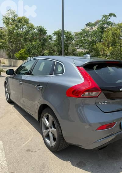 Volvo V40 2015 -03888736