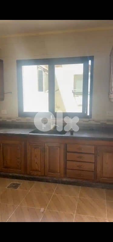 Apartment for sale Tallet el Khayat شقة للبيع تلة الخياط