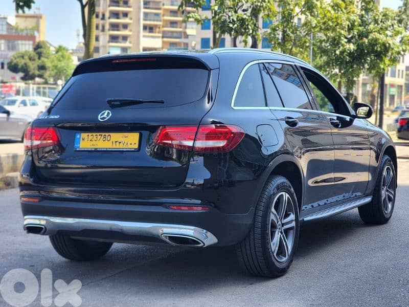 2018 GLC 300 Clean Carfax 0