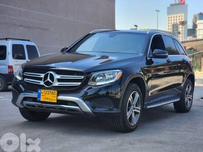 2018 GLC 300 Clean Carfax