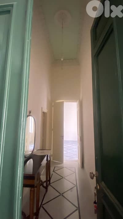 Traditional apartment in Ashrafieh for rent / شقة في الأشرفية للايجار