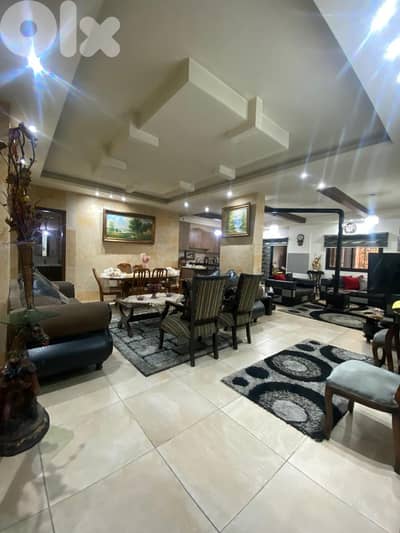 Decorated apartment for sale in Aley Kettaneh 200 Sqm