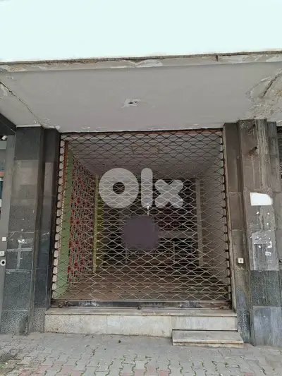 Shop in Ashrafieh for rent / محل تجاري في الأشرفية للايجار