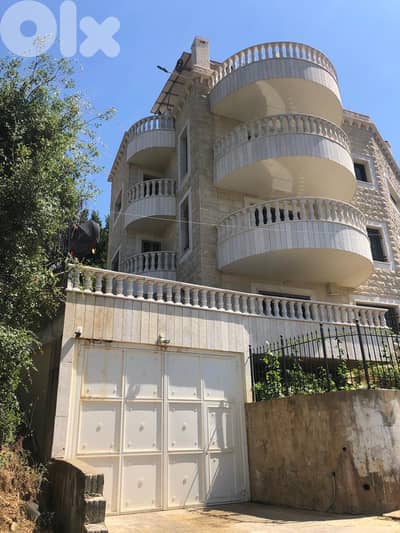L21257 - 5-Floors Villa with Mountain View For Sale in Baabdat