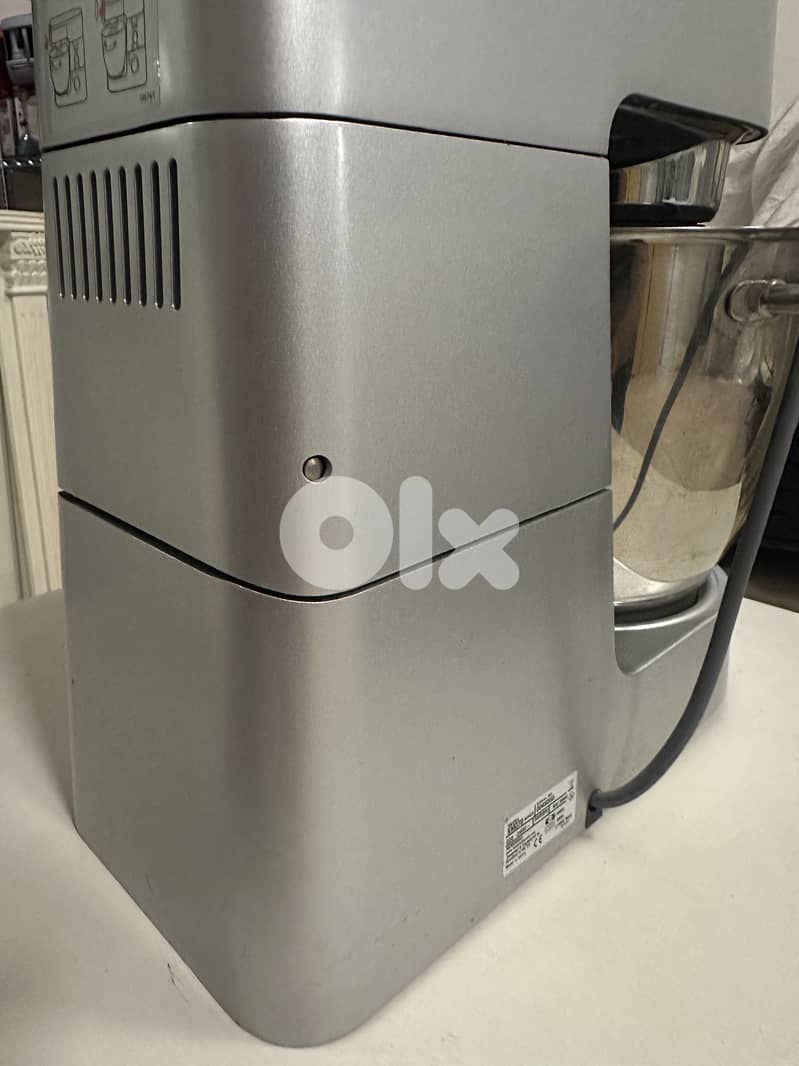 Kenwood Cooking Chef Major KM070 – Premium Induction Cooking Mixer 2