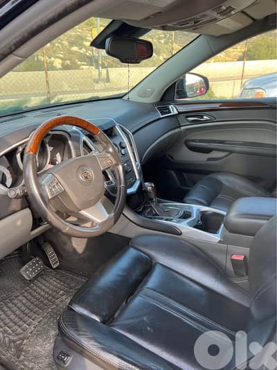 Cadillac SRX 2010