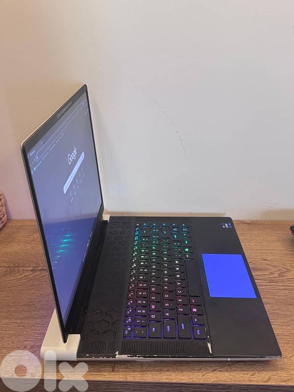 alienware x16 r1 3