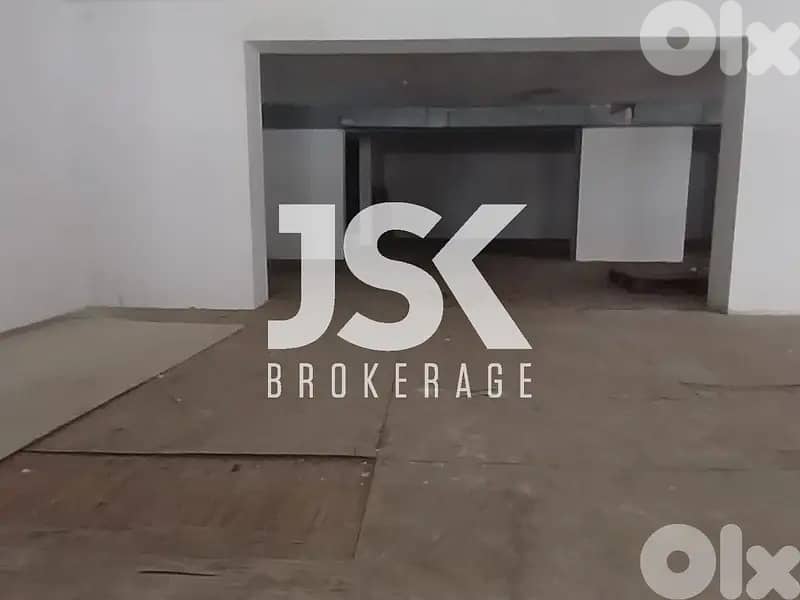 L19676 Shop & Warehouse For Sale in Dekweneh 0