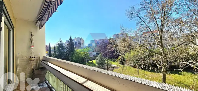 Appartement meublé de 5 chambres à vendre à Lyon– Avenue Général Frère