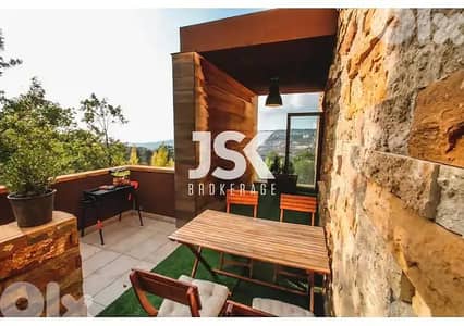 L10404 Chalet For Rent In Fakra, Red Rock