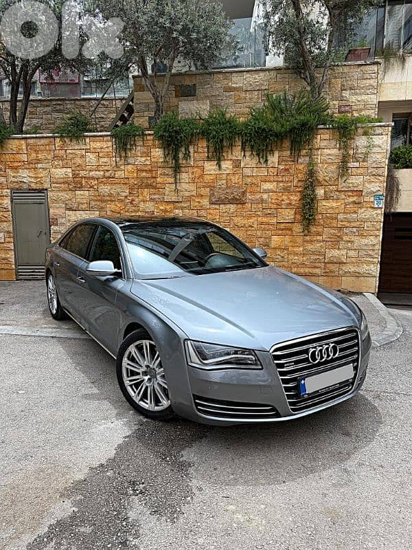 Audi A8 2011 0