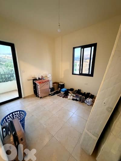 Apartment for sale amchit below market price