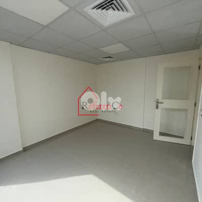 Renovated offices for rent in Hazmieh مكاتب مُجددة للإيجار في الحازمية