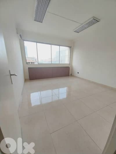 50 Sqm | Office For Rent In Horch Tabet