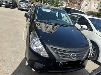 Nissan Sunny 2022