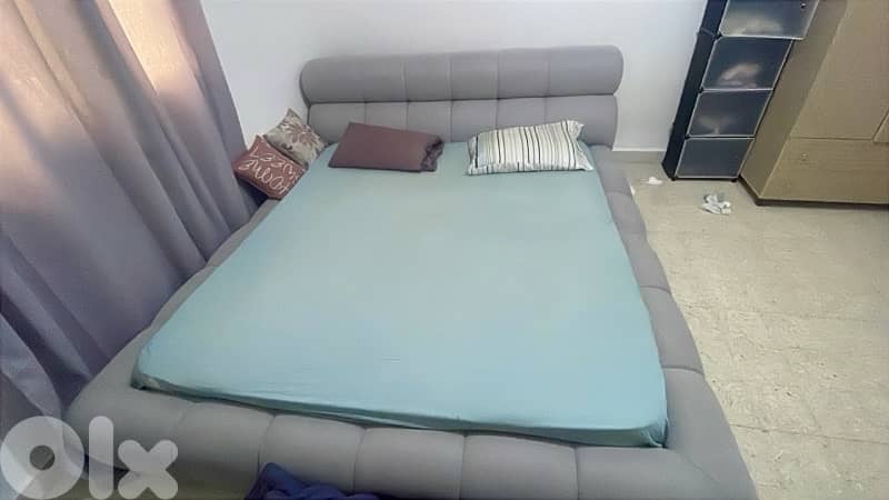 modern bed 0