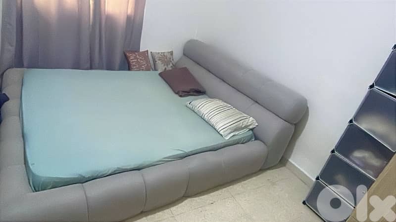 modern bed 1