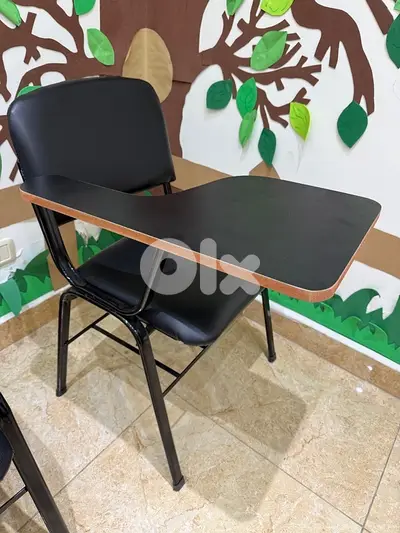 بيع لوازم معهد تعليم