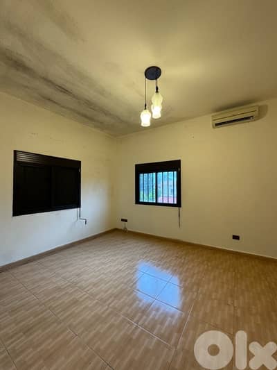 Apartment for Sale in Maghdoucha - شقة كاشفة للبيع في مغدوشة