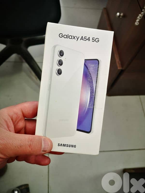 Samsung Galaxy A54 5G ( 16 Gb Ram and 256 Gb Memory) used like New 0