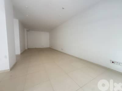 Office for rent in jdeideh MQOA44 مكتب للإيجار في الجديدة