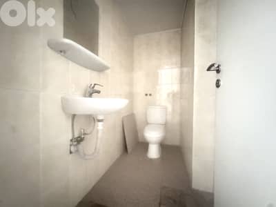 Office for rent in jdeideh MQOA44 مكتب للإيجار في الجديدة