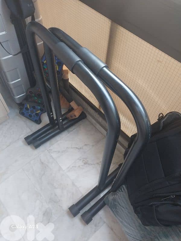 Adjustable Dip Bars with 2 locks for sale 0